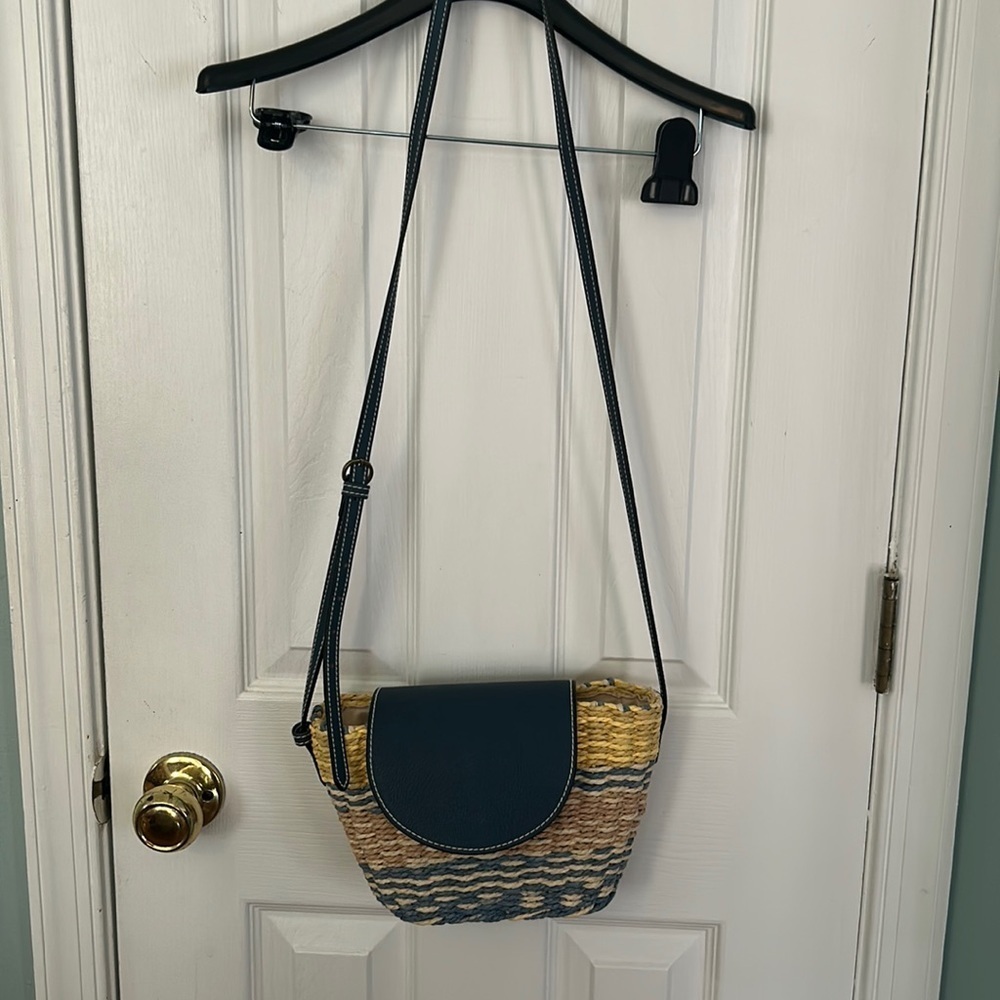 Universal thread straw bag